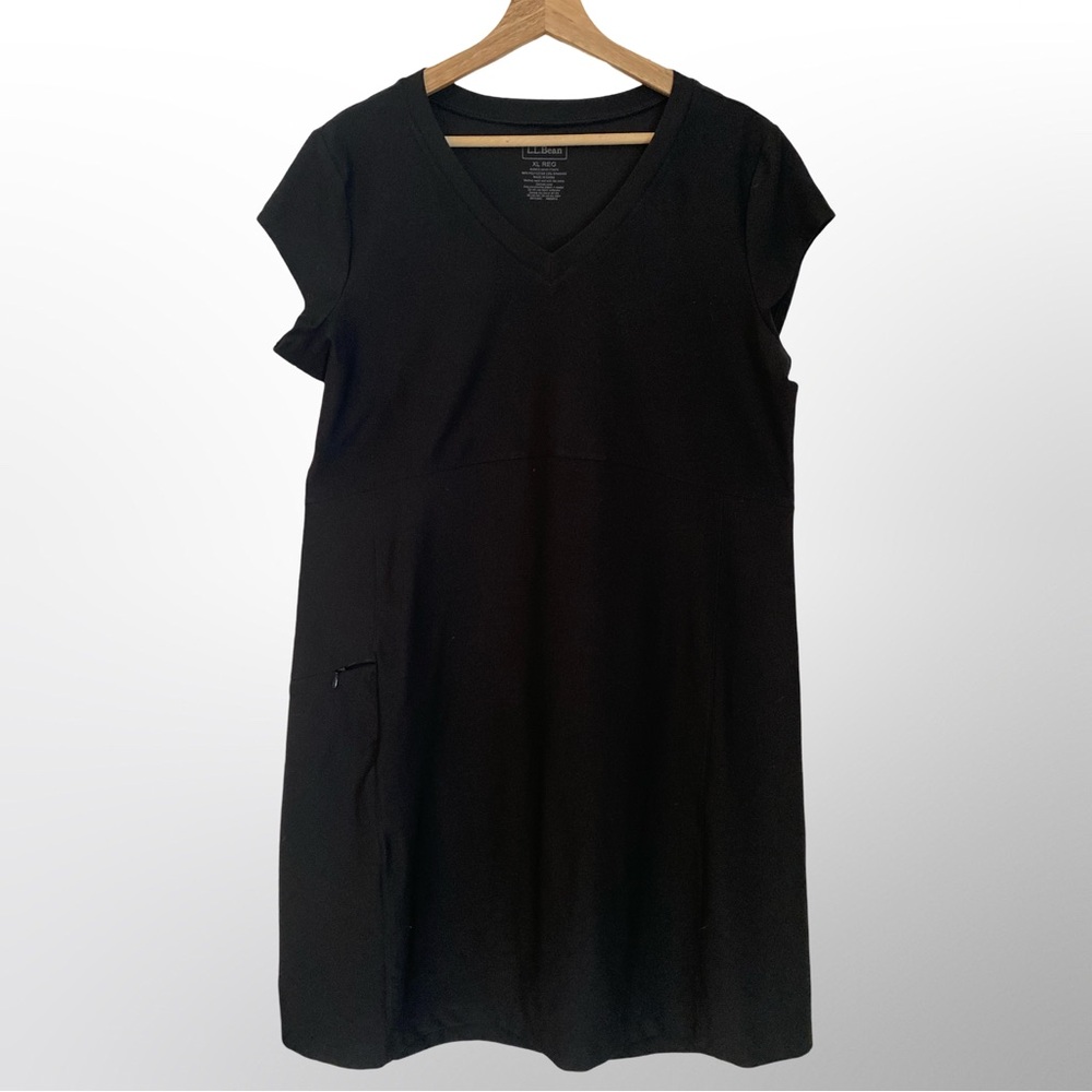 L.L. Bean Black V-Neck Knee-Length Dress